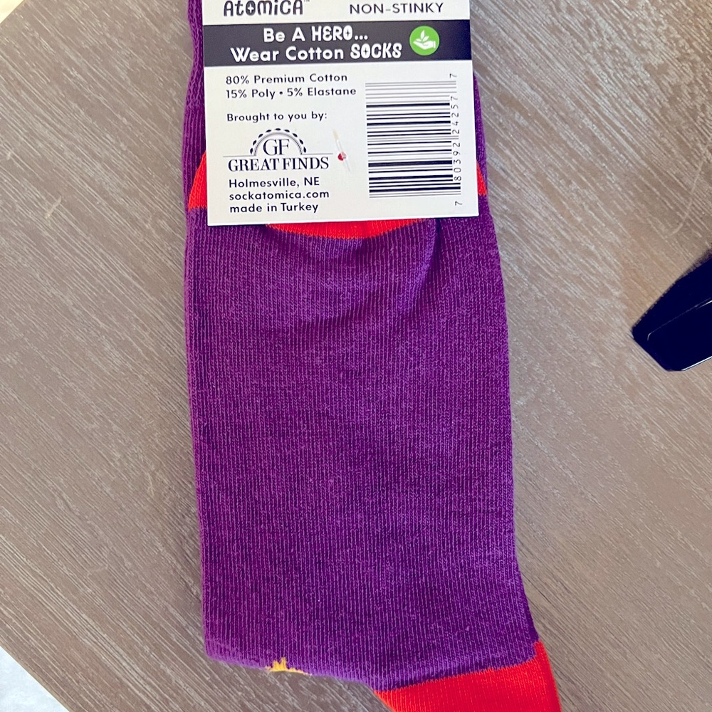 Woman’s socks. NWT. Colorful flower design. - Picture 2 of 3